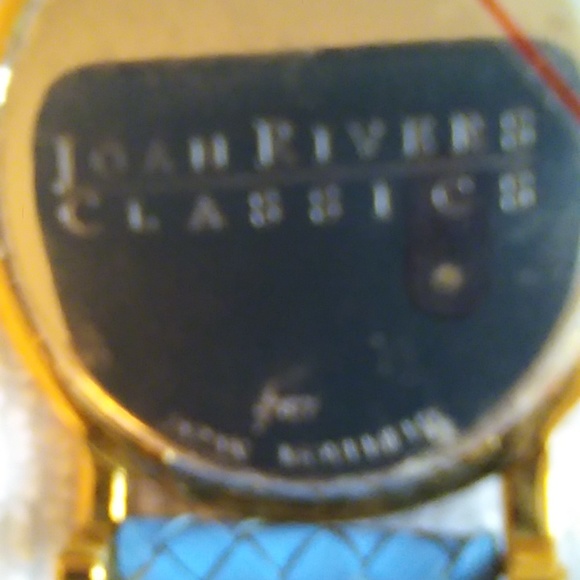Joan River's Watch - Picture 4 of 16